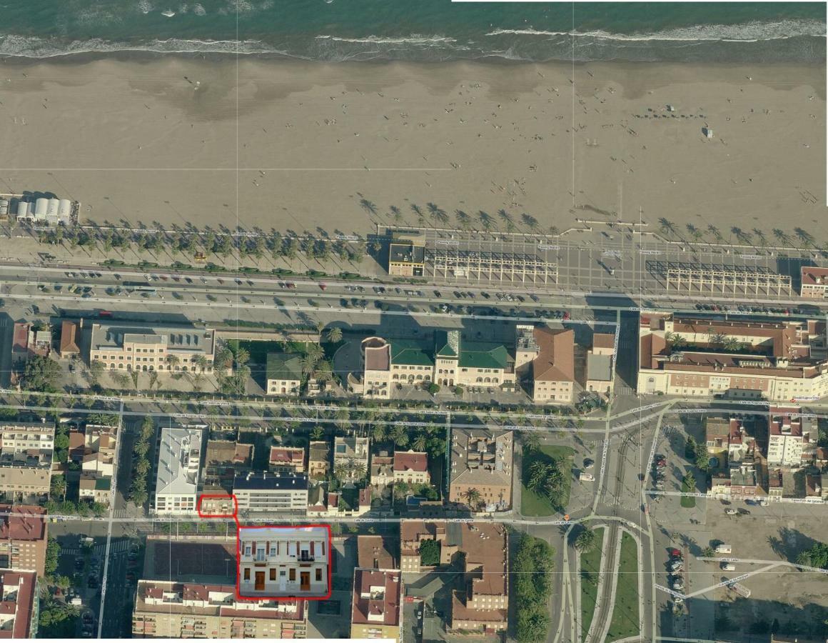 Old Fisherman'S House In Malvarrosa Beach Valencia Kültér fotó